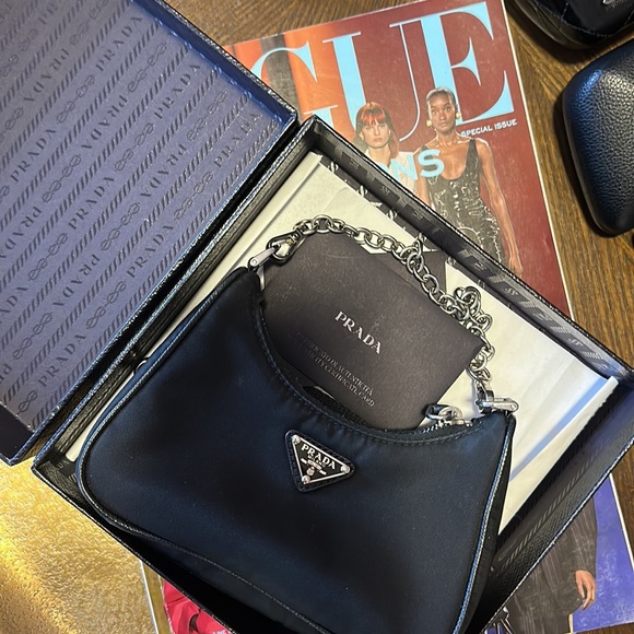 Limited Edition PRADA Mini Nylon - Picture 3 of 10